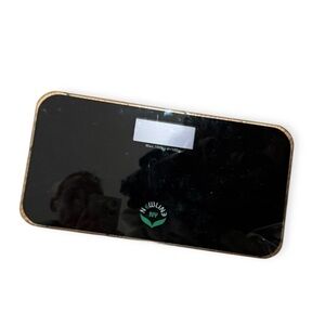 NEWLINE Sleek Black Digital Scale Battery Operated